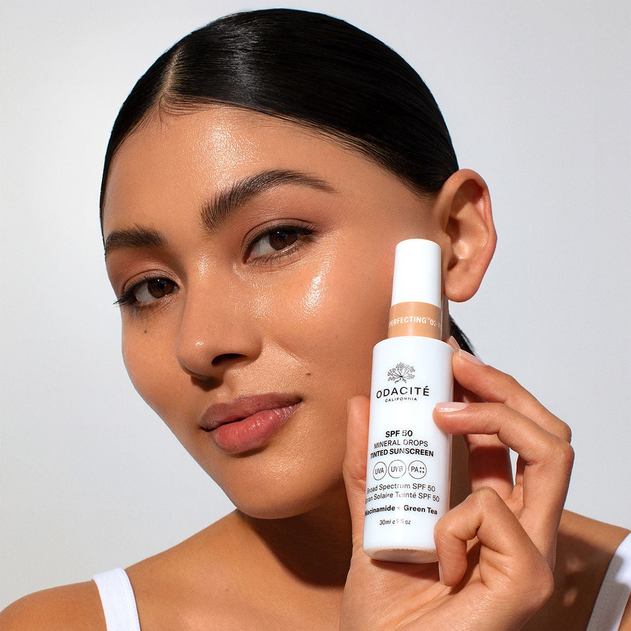 Flex-Perfecting Mineral Drops Tinted Sunscreen SPF 50