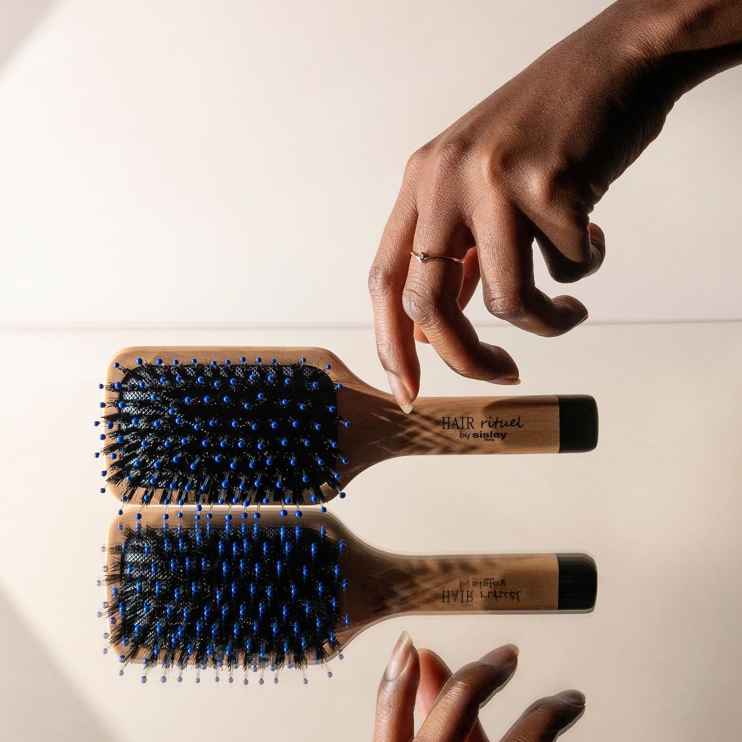 The Pocket Brush Radiance and Softness