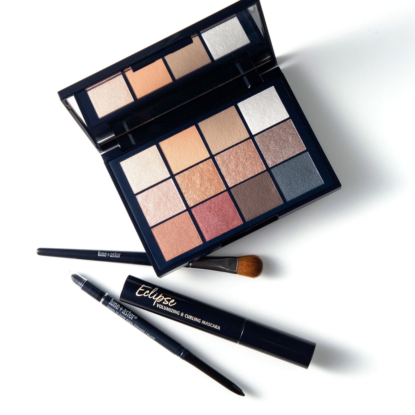 Dawn to Dusk Kajal Eyeliner