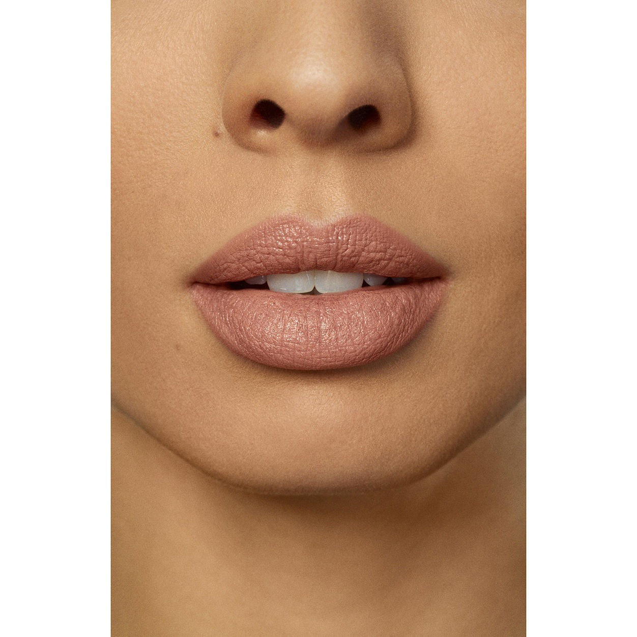 Rouge Essentiel Silky Crème Lipstick