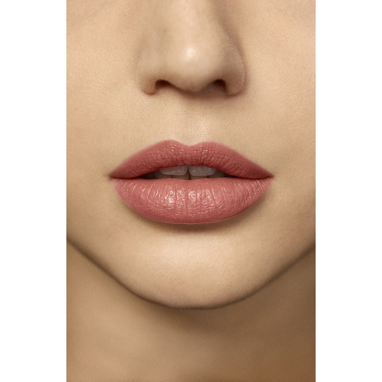 Rouge Essentiel Silky Crème Lipstick