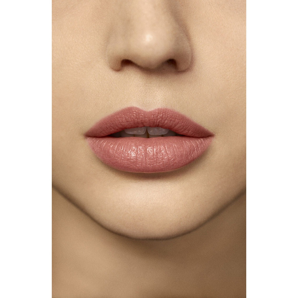Rouge Essentiel Silky Crème Lipstick