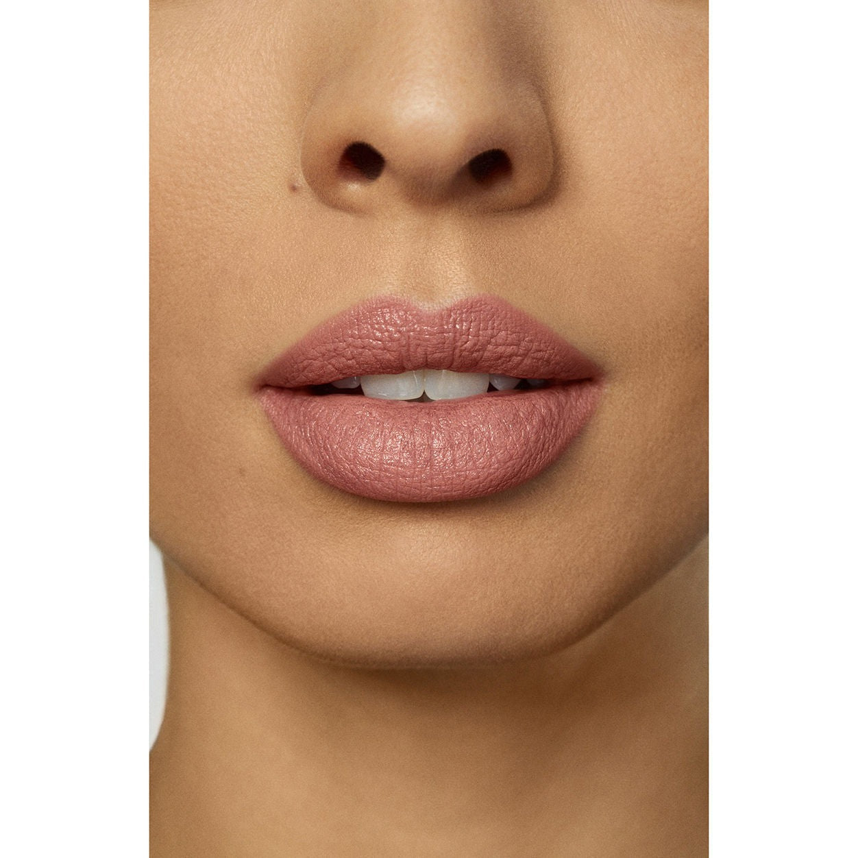 Rouge Essentiel Silky Crème Lipstick