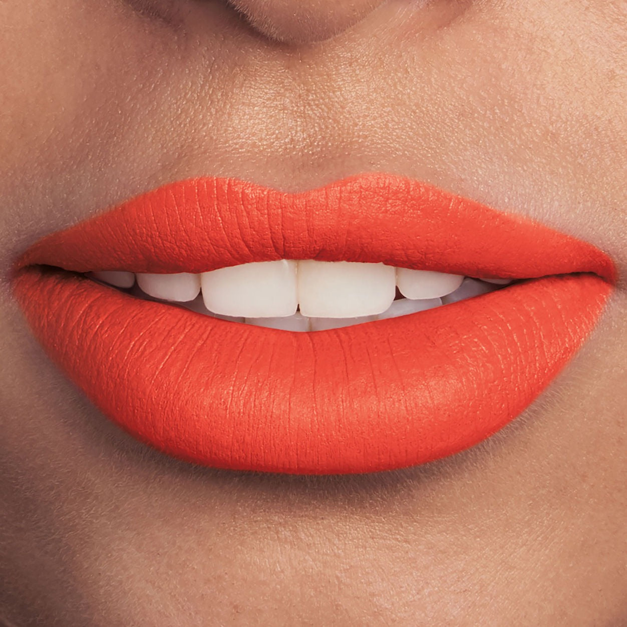 Velour Extreme Matte Lipstick