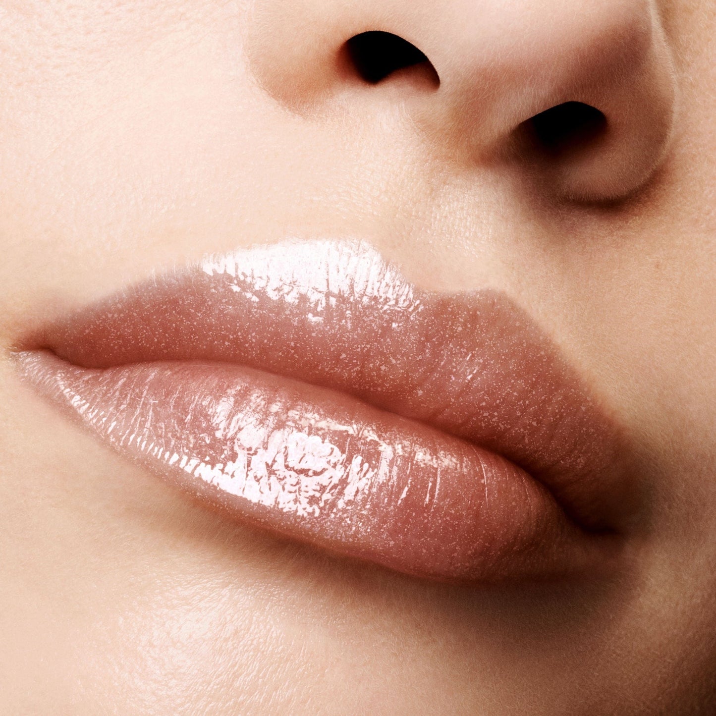 Gloss Luxe Lip with Hydrating Jojoba Oil