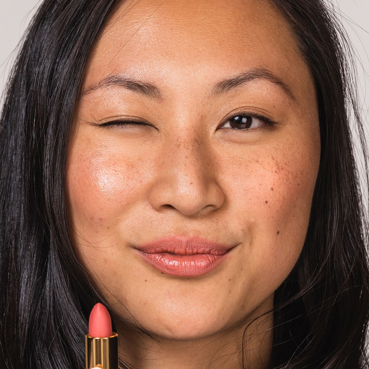 Full Bloom Sculpted Lipstick