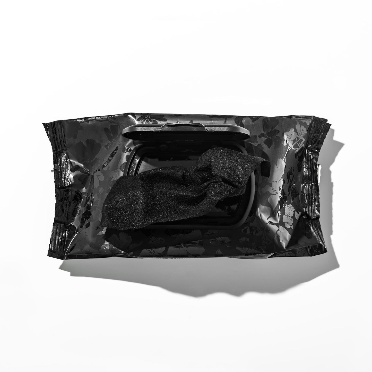 Essence Noir Cleansing and Treating Facial Cloths